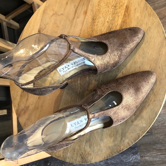 Evan-Picone Feather Constructed Women’s Dress Pumps Pointed Toe Strappy Sz. 7. - Picture 6 of 11